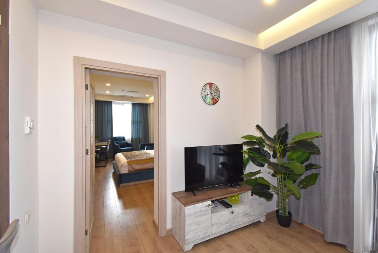 Апартаменты Home4you City Ереван Экстерьер фото